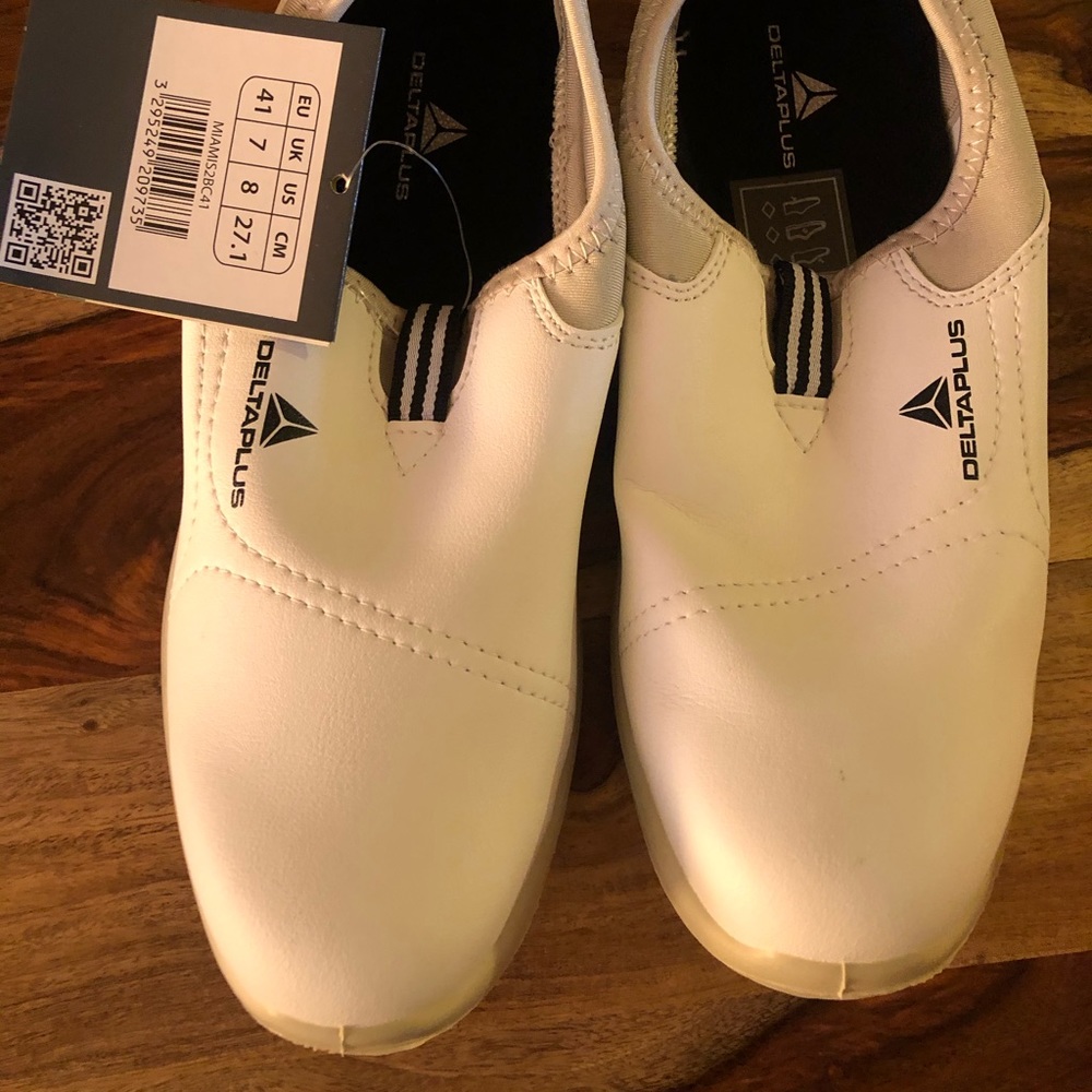 DELTAPLUS safety footwear